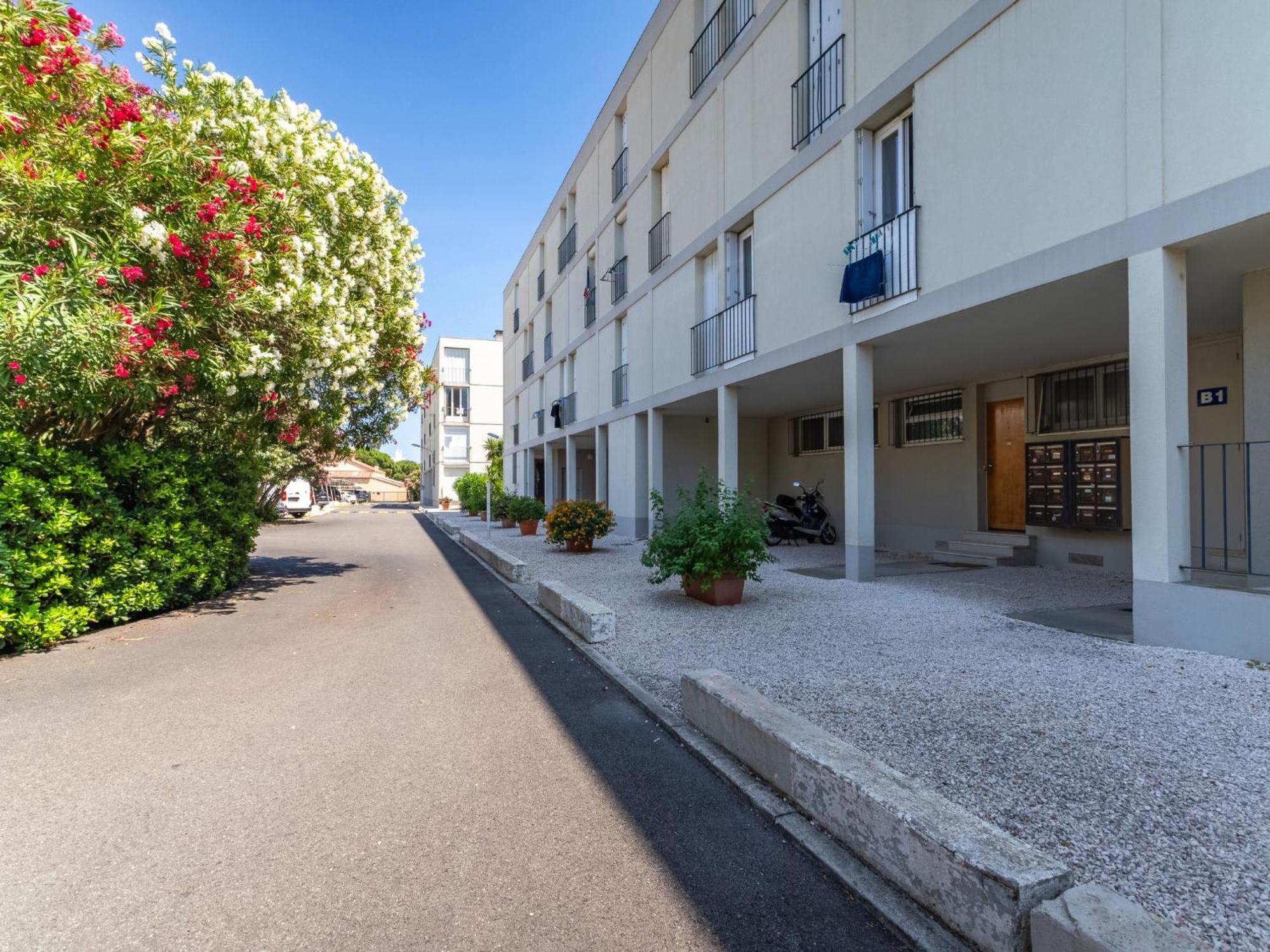 Apartment Les Roses Lauriers By Interhome Le Lavandou Exteriér fotografie
