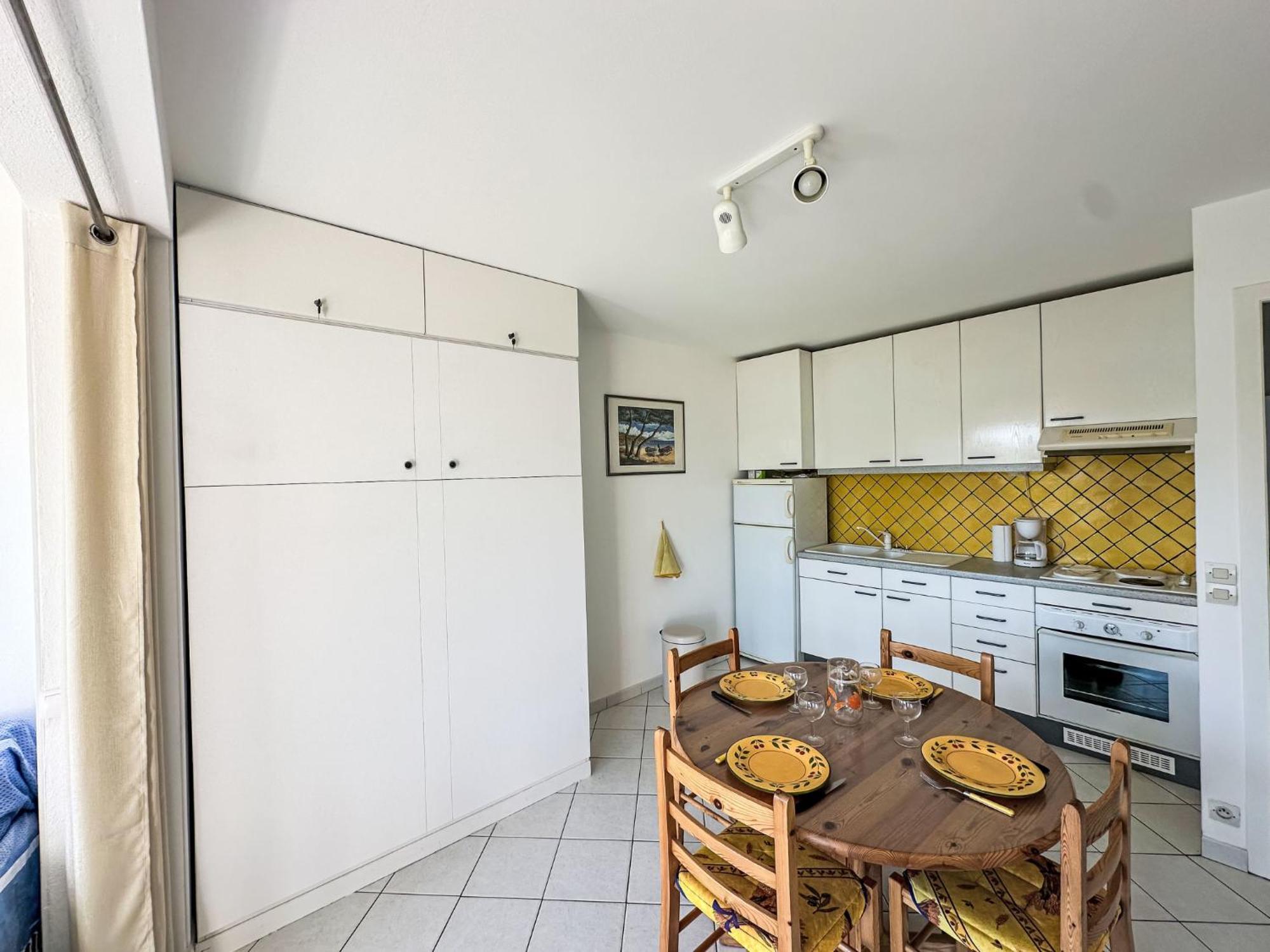 Apartment Les Roses Lauriers By Interhome Le Lavandou Exteriér fotografie